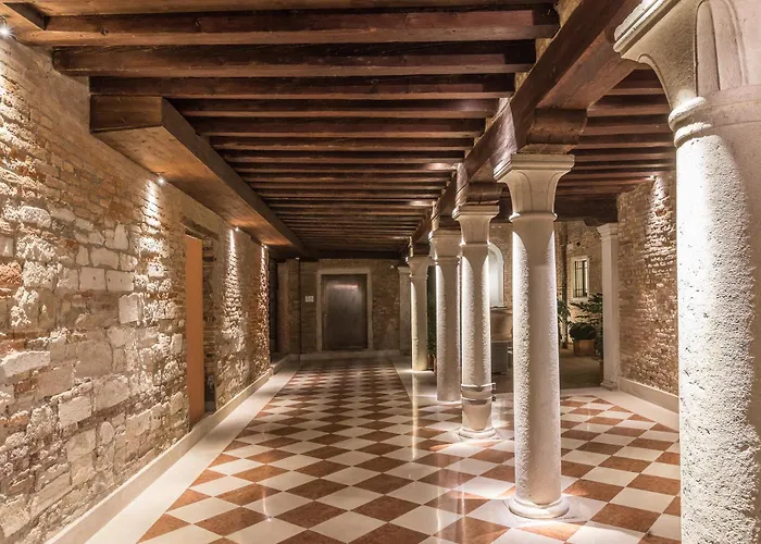 Palazzo Morosini Degli Spezieri - Lifestyle Apartments